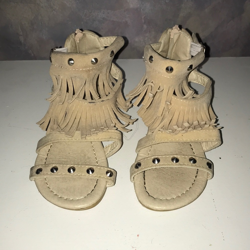 Girls sandals